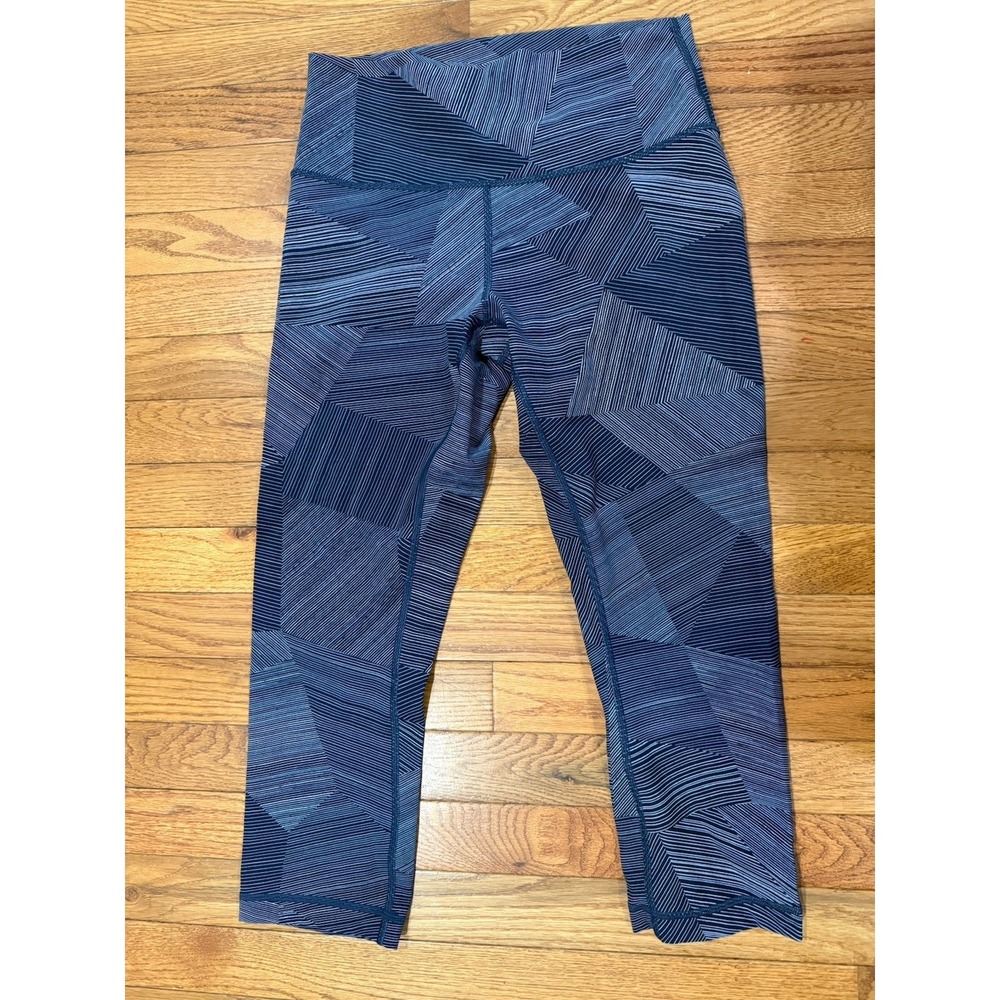 Lululemon Wunder Under Leggings size 8